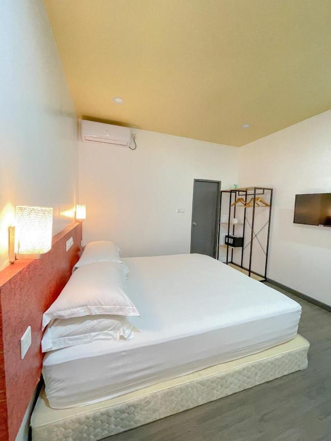 Fatims Beach House Maafushi Buitenkant foto